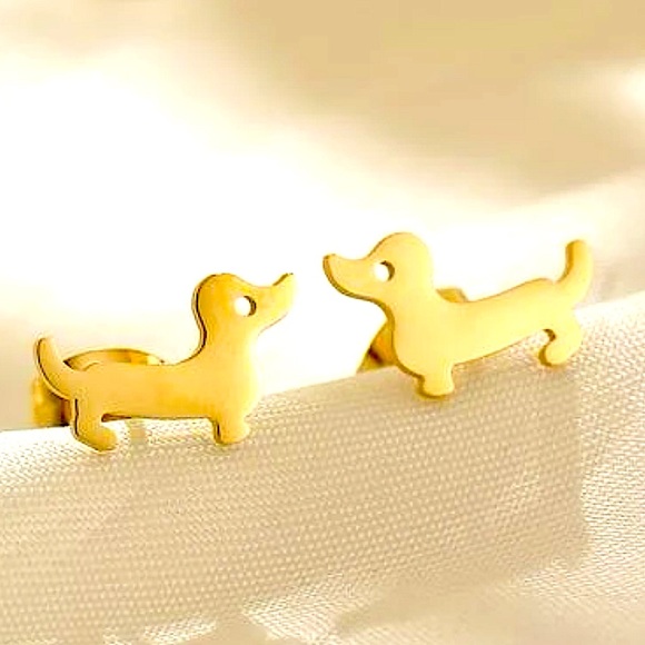 Wiener Dog Gold Stud Earrings - Picture 1 of 3